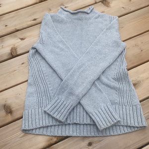 Turtle neck sweater